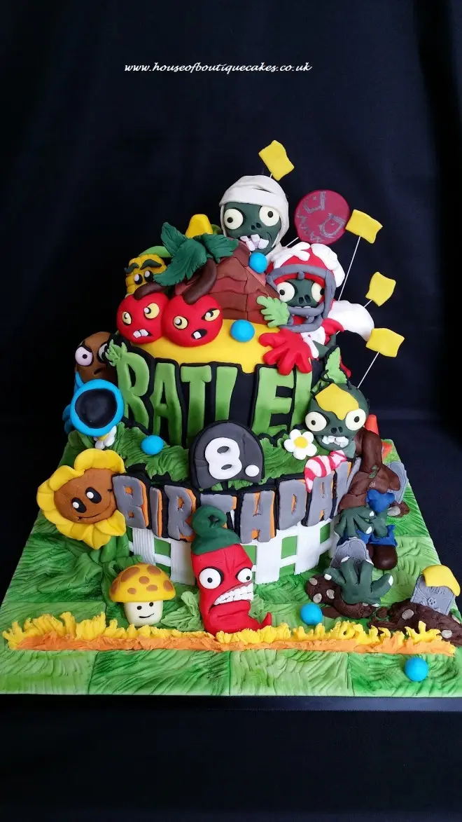 Plants v Zombies Birthday Cake